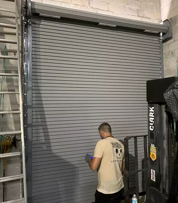 commercial garage door installation Pinecrest