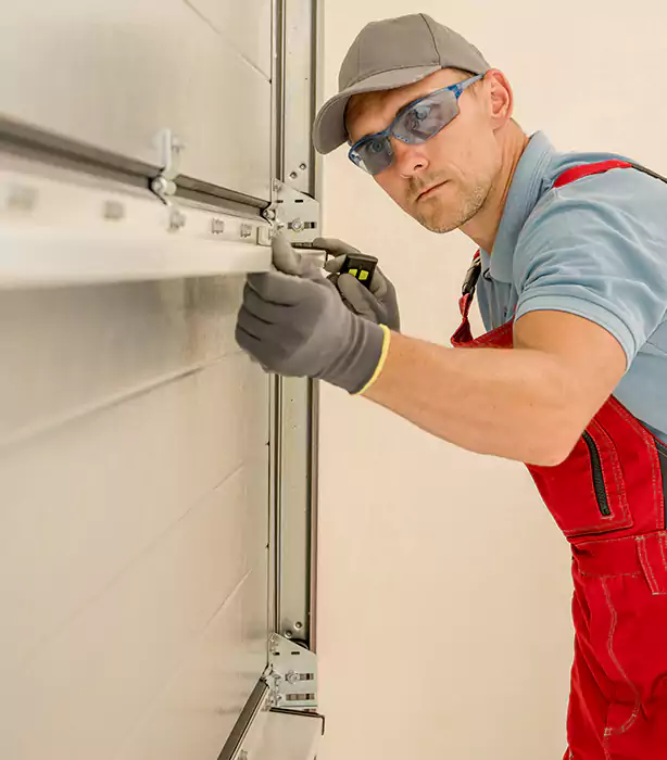 Garage Door Panel Repair Pinecrest
