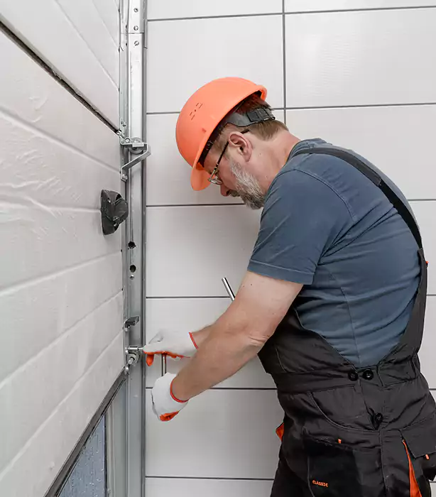 Residential Garage Door Repair Pinecrest
